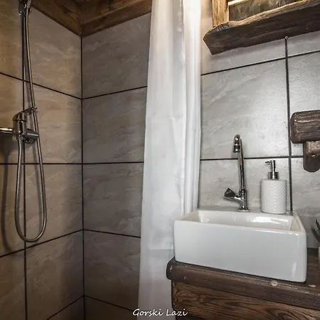 Jaktstuga Tree House Gorski Lazi *