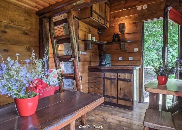 Tree House Gorski Lazi Domek letniskowy
