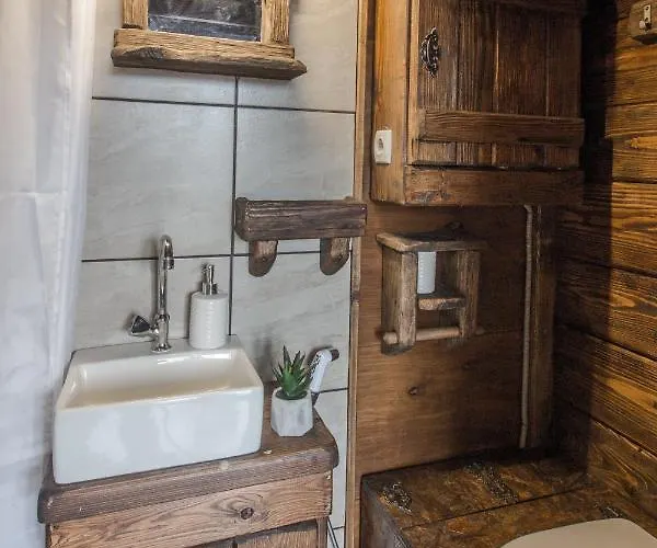 Domek letniskowy Tree House Gorski Lazi *