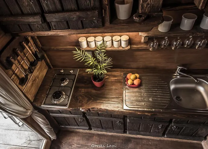 Domek letniskowy Tree House Gorski Lazi