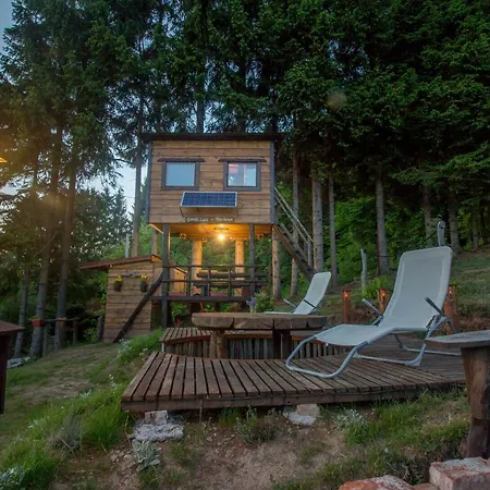 Tree House Gorski Lazi Lodge *