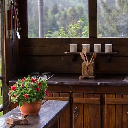 Tree House Gorski Lazi *