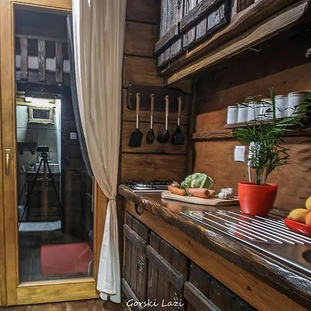 Tree House Gorski Lazi Orman Evi