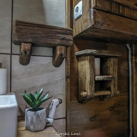 Tree House Gorski Lazi Orman Evi