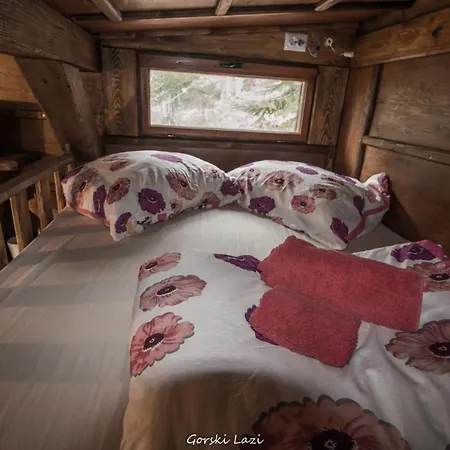 Lodge Tree House Gorski Lazi *