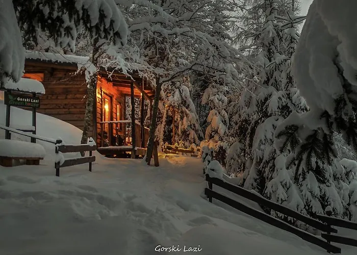 Tree House Gorski Lazi Hytte