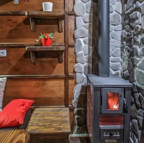 Tree House Gorski Lazi Hytte Trsce